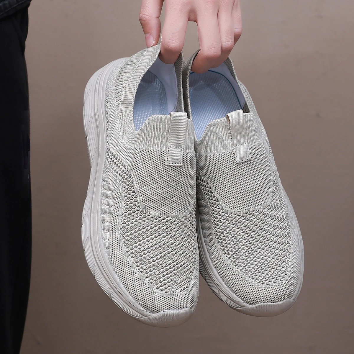Мужская прогулочная обувь, лег – обзор и цена Men Shoes Trainers